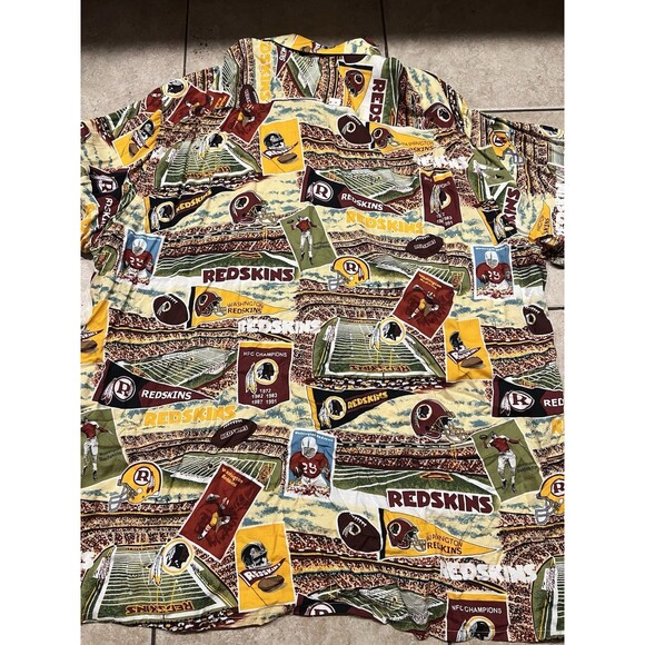 WASHINGTON REDSKINS Shirt Mens XXL Hawaiian Camp CHAMPIONSHIP LEGACY AOP RAYON - Picture 5 of 6